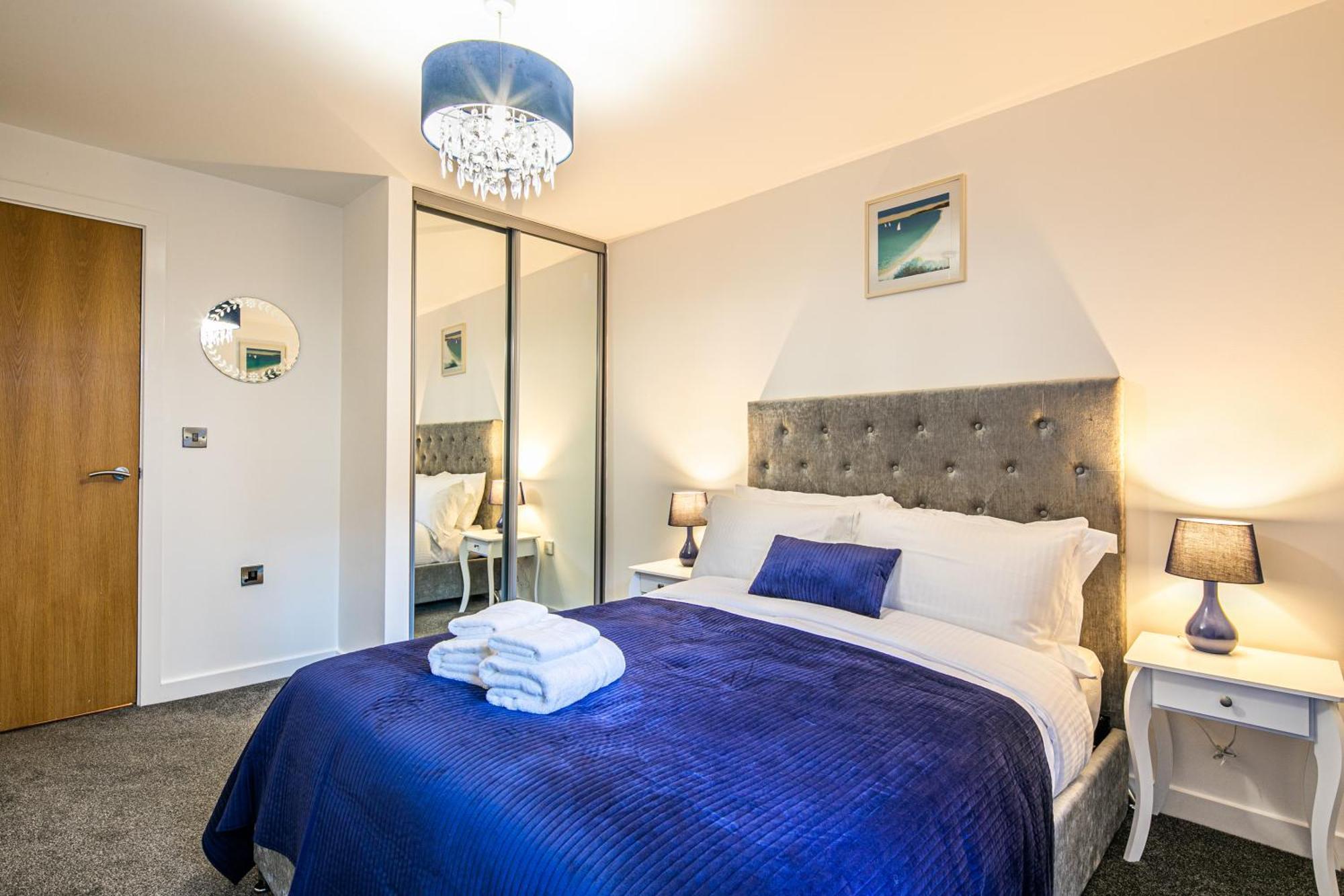 Stylish 2 Bed Apt 18 - City Centre, Free Parking, Espresso Machine & Netflix - Hosted By Stay Host Save Sheffield Bagian luar foto